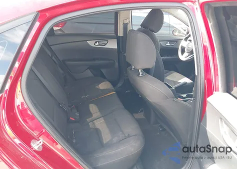 2021 Kia Forte Lxs из США, поврежденный, VIN 3KPF24AD0ME272879